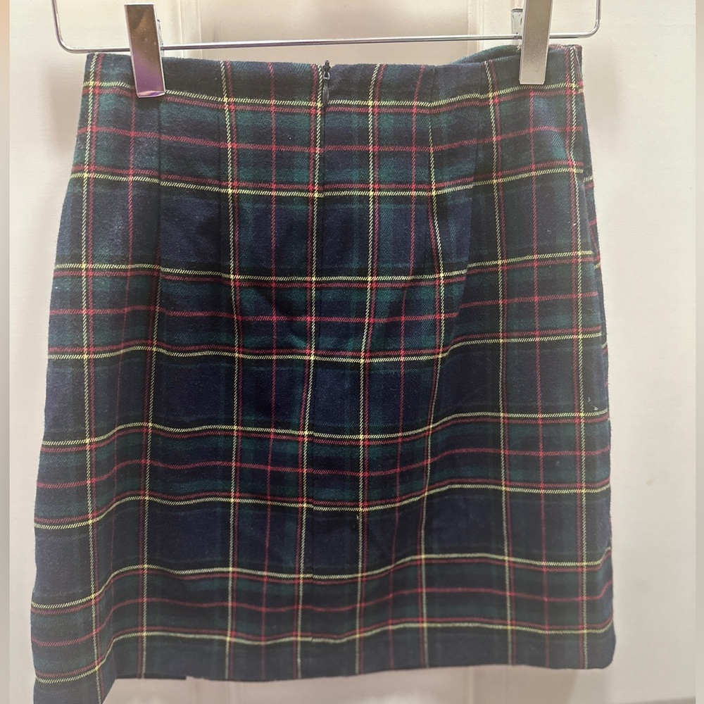 NWOT-AUTHENTIC BRANDY MELVILLE PLAID CARA SKIRT-NEVER WORN OR TRIED ON BEFORE-❤️ - Picture 3 of 11